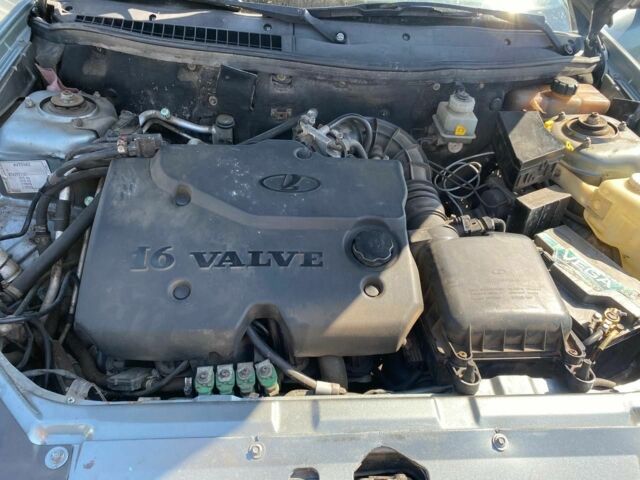 Сірий ВАЗ 2172 Priora, об'ємом двигуна 1.6 л та пробігом 220 тис. км за 1999 $, фото 4 на Automoto.ua