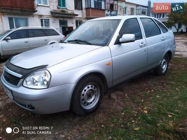 Сірий ВАЗ 2172 Priora, об'ємом двигуна 1.6 л та пробігом 110 тис. км за 2300 $, фото 6 на Automoto.ua