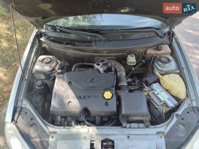 Серый ВАЗ 2172 Priora, объемом двигателя 1.6 л и пробегом 231 тыс. км за 2800 $, фото 15 на Automoto.ua