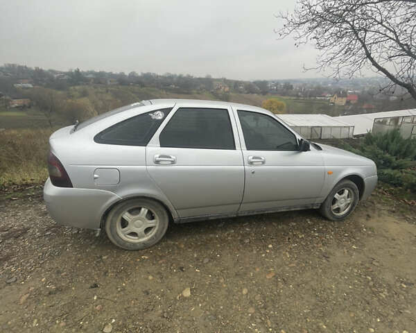 Сірий ВАЗ 2172 Priora, об'ємом двигуна 1.6 л та пробігом 115 тис. км за 1800 $, фото 1 на Automoto.ua