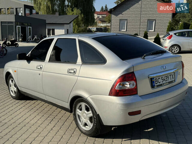 Сірий ВАЗ 2172 Priora, об'ємом двигуна 1.6 л та пробігом 169 тис. км за 2500 $, фото 9 на Automoto.ua