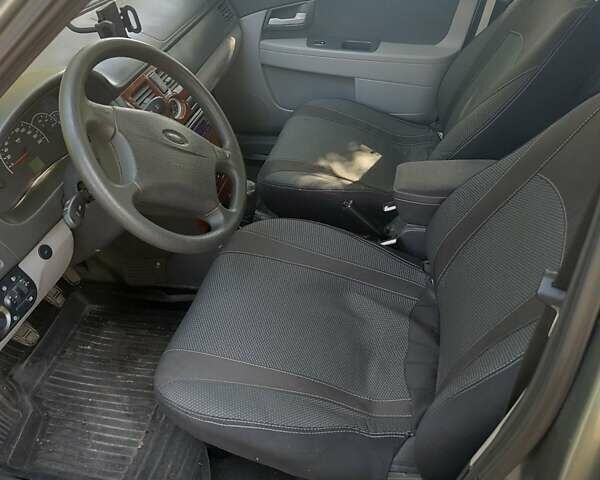 Серый ВАЗ 2172 Priora, объемом двигателя 1.6 л и пробегом 231 тыс. км за 2800 $, фото 21 на Automoto.ua