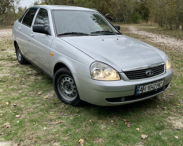 Сірий ВАЗ 2172 Priora, об'ємом двигуна 1.6 л та пробігом 207 тис. км за 2650 $, фото 6 на Automoto.ua
