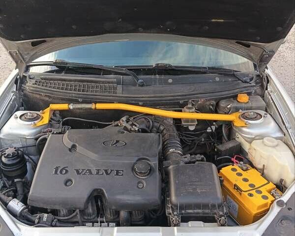 Сірий ВАЗ 2172 Priora, об'ємом двигуна 1.6 л та пробігом 221 тис. км за 2400 $, фото 4 на Automoto.ua