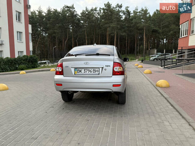 Сірий ВАЗ 2172 Priora, об'ємом двигуна 1.6 л та пробігом 59 тис. км за 1999 $, фото 4 на Automoto.ua