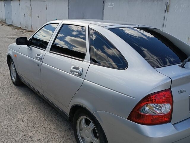 Серый ВАЗ 2172 Priora, объемом двигателя 1.6 л и пробегом 101 тыс. км за 3100 $, фото 2 на Automoto.ua