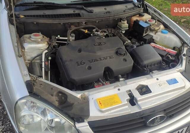 Серый ВАЗ 2172 Priora, объемом двигателя 1.6 л и пробегом 188 тыс. км за 3500 $, фото 9 на Automoto.ua