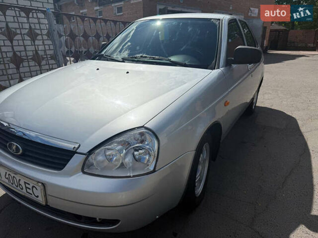 Серый ВАЗ 2172 Priora, объемом двигателя 1.6 л и пробегом 58 тыс. км за 3500 $, фото 2 на Automoto.ua