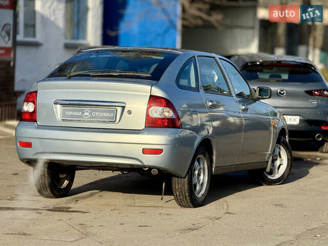 Серый ВАЗ 2172 Priora, объемом двигателя 1.6 л и пробегом 259 тыс. км за 1999 $, фото 2 на Automoto.ua