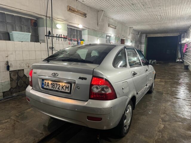 Сірий ВАЗ 2172 Priora, об'ємом двигуна 1.6 л та пробігом 187 тис. км за 2000 $, фото 4 на Automoto.ua