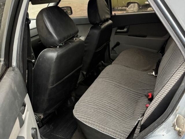 Серый ВАЗ 2172 Priora, объемом двигателя 1.6 л и пробегом 200 тыс. км за 1650 $, фото 9 на Automoto.ua