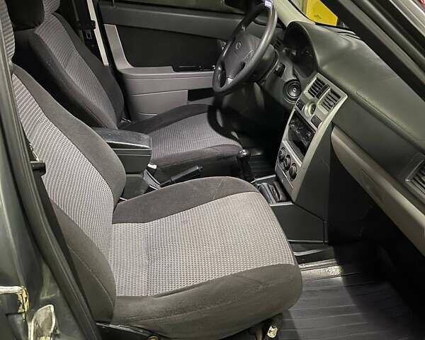 Серый ВАЗ 2172 Priora, объемом двигателя 1.6 л и пробегом 207 тыс. км за 3300 $, фото 8 на Automoto.ua