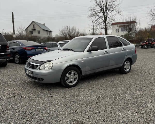 Серый ВАЗ 2172 Priora, объемом двигателя 1.6 л и пробегом 200 тыс. км за 1650 $, фото 2 на Automoto.ua