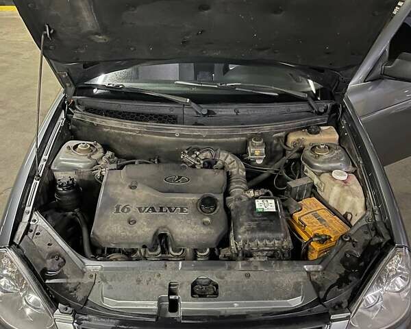 Серый ВАЗ 2172 Priora, объемом двигателя 1.6 л и пробегом 207 тыс. км за 3300 $, фото 4 на Automoto.ua