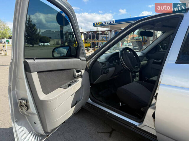 Серый ВАЗ 2172 Priora, объемом двигателя 1.6 л и пробегом 58 тыс. км за 3500 $, фото 6 на Automoto.ua
