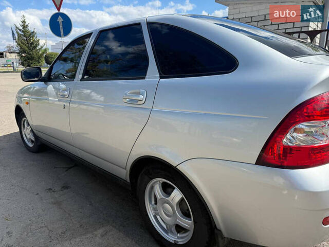 Серый ВАЗ 2172 Priora, объемом двигателя 1.6 л и пробегом 58 тыс. км за 3500 $, фото 4 на Automoto.ua