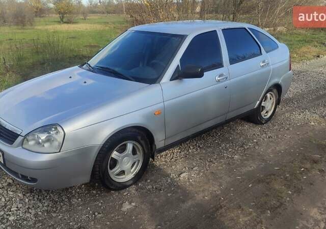 Серый ВАЗ 2172 Priora, объемом двигателя 1.6 л и пробегом 188 тыс. км за 3500 $, фото 2 на Automoto.ua