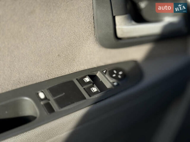 Серый ВАЗ 2172 Priora, объемом двигателя 1.6 л и пробегом 259 тыс. км за 1999 $, фото 9 на Automoto.ua