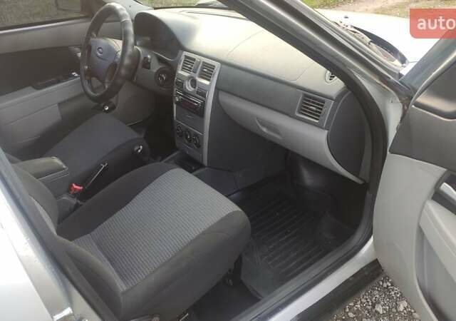 Серый ВАЗ 2172 Priora, объемом двигателя 1.6 л и пробегом 188 тыс. км за 3500 $, фото 12 на Automoto.ua