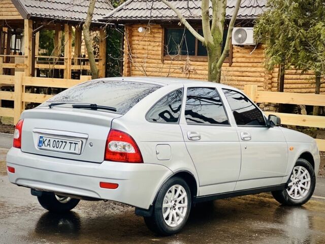 Сірий ВАЗ 2172 Priora, об'ємом двигуна 1.6 л та пробігом 120 тис. км за 2950 $, фото 11 на Automoto.ua