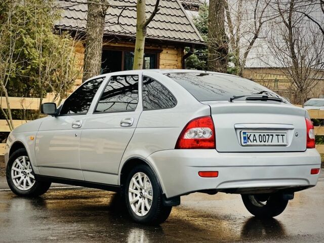 Сірий ВАЗ 2172 Priora, об'ємом двигуна 1.6 л та пробігом 120 тис. км за 2950 $, фото 9 на Automoto.ua