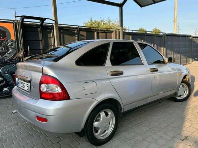 Сірий ВАЗ 2172 Priora, об'ємом двигуна 1.6 л та пробігом 200 тис. км за 2350 $, фото 1 на Automoto.ua