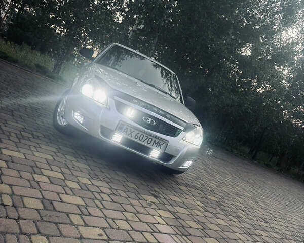 Серый ВАЗ 2172 Priora, объемом двигателя 1.6 л и пробегом 110 тыс. км за 4250 $, фото 6 на Automoto.ua