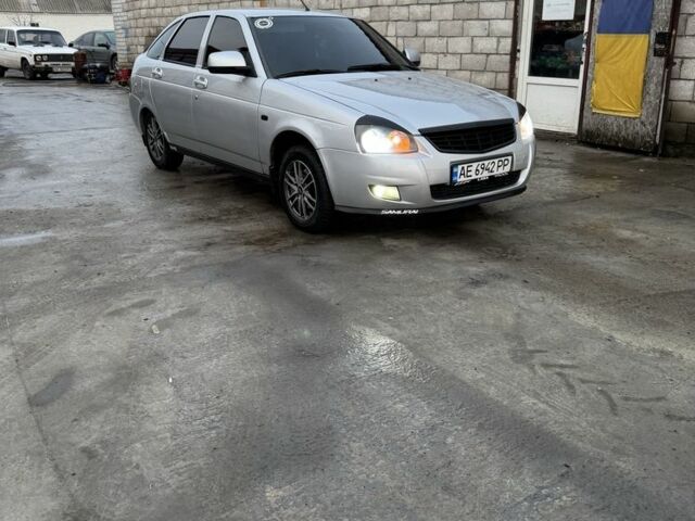 Сірий ВАЗ 2172 Priora, об'ємом двигуна 1.6 л та пробігом 200 тис. км за 4200 $, фото 5 на Automoto.ua