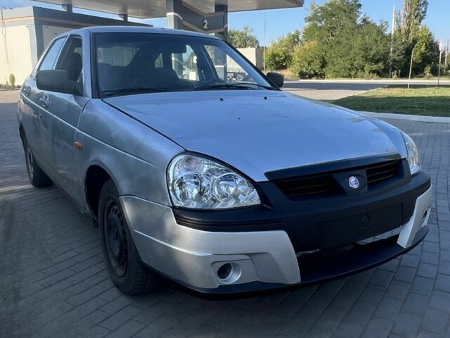 Сірий ВАЗ 2172 Priora, об'ємом двигуна 1.6 л та пробігом 210 тис. км за 2350 $, фото 2 на Automoto.ua