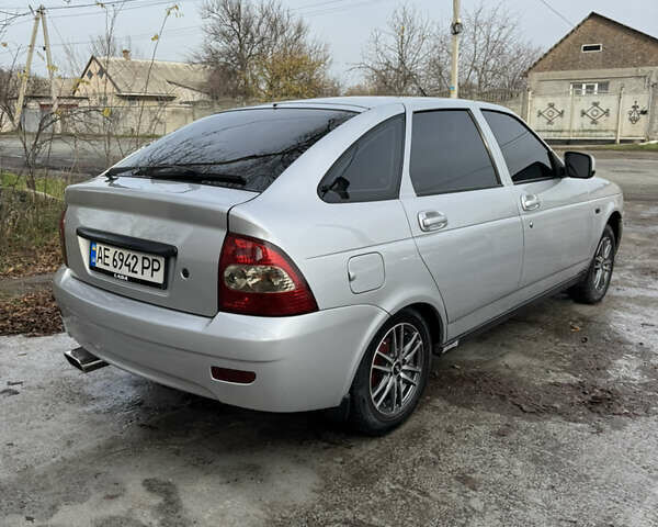 Серый ВАЗ 2172 Priora, объемом двигателя 1.6 л и пробегом 200 тыс. км за 4200 $, фото 1 на Automoto.ua