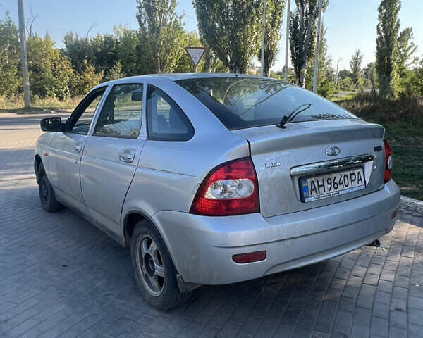 Сірий ВАЗ 2172 Priora, об'ємом двигуна 1.6 л та пробігом 210 тис. км за 2350 $, фото 5 на Automoto.ua