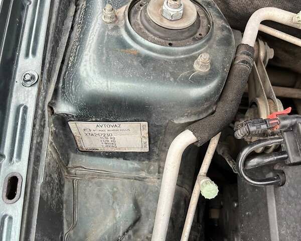 Сірий ВАЗ 2172 Priora, об'ємом двигуна 1.6 л та пробігом 193 тис. км за 1999 $, фото 10 на Automoto.ua