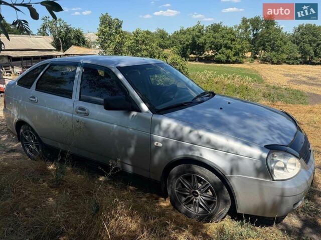 Сірий ВАЗ 2172 Priora, об'ємом двигуна 1.6 л та пробігом 163 тис. км за 3300 $, фото 5 на Automoto.ua