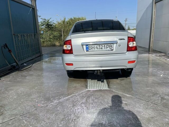 Сірий ВАЗ 2172 Priora, об'ємом двигуна 1.6 л та пробігом 177 тис. км за 2350 $, фото 2 на Automoto.ua