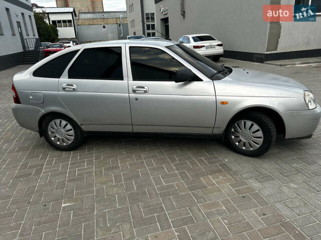Сірий ВАЗ 2172 Priora, об'ємом двигуна 1.6 л та пробігом 169 тис. км за 2650 $, фото 5 на Automoto.ua