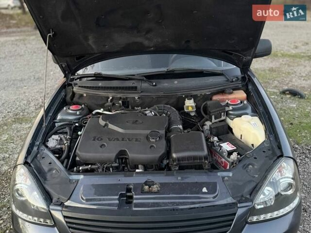 Серый ВАЗ 2172 Priora, объемом двигателя 1.6 л и пробегом 140 тыс. км за 1999 $, фото 11 на Automoto.ua