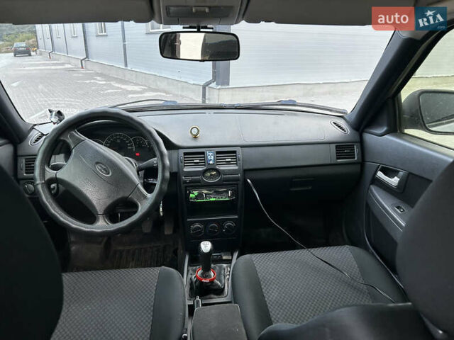 Сірий ВАЗ 2172 Priora, об'ємом двигуна 1.6 л та пробігом 169 тис. км за 2650 $, фото 7 на Automoto.ua