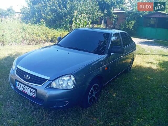 Сірий ВАЗ 2172 Priora, об'ємом двигуна 1.6 л та пробігом 180 тис. км за 2950 $, фото 16 на Automoto.ua