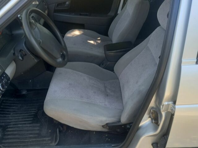 ВАЗ 2172 Priora 2007 в Николаеве на Automoto.ua Серый ВАЗ 2172 Priora, объемом двигателя 0 л и пробегом 195 тыс. км за 2150 $, фото 2 на Automoto.ua