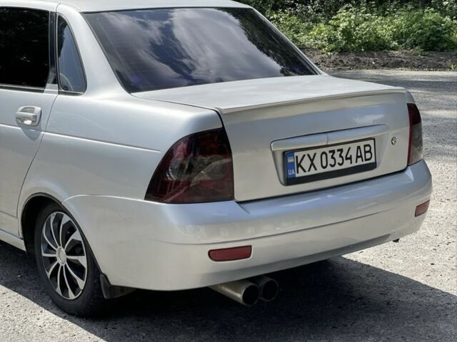 Серый ВАЗ 2172 Priora, объемом двигателя 1.6 л и пробегом 200 тыс. км за 3200 $, фото 1 на Automoto.ua