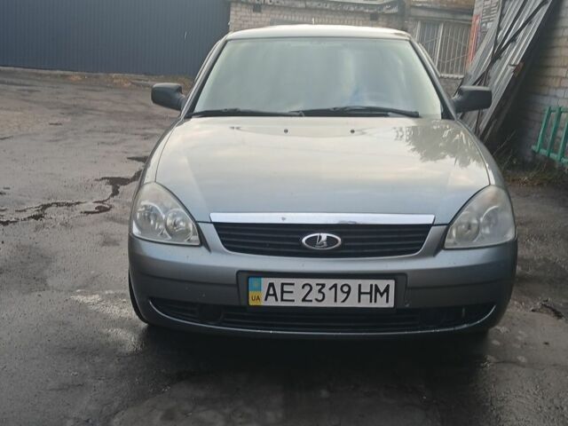 ВАЗ 2172 Priora 2010 у Кривому Розі на Automoto.ua Сірий ВАЗ 2172 Priora, об'ємом двигуна 1.6 л та пробігом 255 тис. км за 2500 $, фото 8 на Automoto.ua