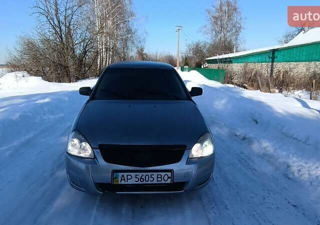 Синий ВАЗ 2172 Priora, объемом двигателя 1.6 л и пробегом 185 тыс. км за 1500 $, фото 8 на Automoto.ua