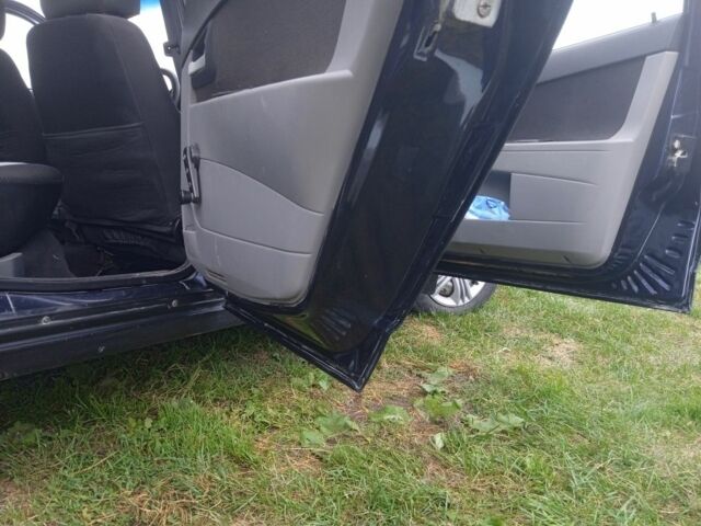 Синий ВАЗ 2172 Priora, объемом двигателя 1.6 л и пробегом 220 тыс. км за 2500 $, фото 8 на Automoto.ua