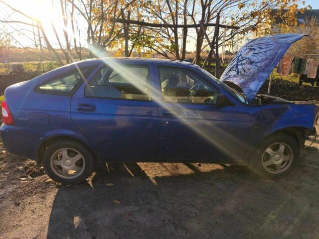 Синий ВАЗ 2172 Priora, объемом двигателя 0 л и пробегом 88 тыс. км за 1300 $, фото 2 на Automoto.ua