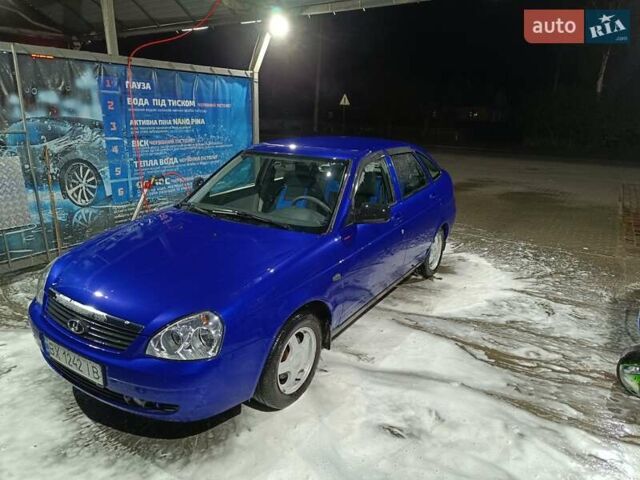 Синій ВАЗ 2172 Priora, об'ємом двигуна 1.6 л та пробігом 88 тис. км за 3300 $, фото 1 на Automoto.ua