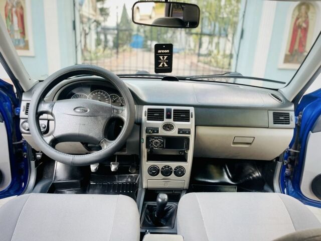 Синий ВАЗ 2172 Priora, объемом двигателя 1.6 л и пробегом 160 тыс. км за 3300 $, фото 17 на Automoto.ua