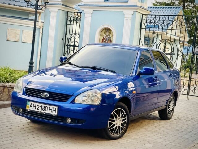 Синий ВАЗ 2172 Priora, объемом двигателя 1.6 л и пробегом 160 тыс. км за 3300 $, фото 5 на Automoto.ua