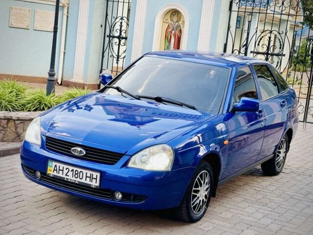 Синий ВАЗ 2172 Priora, объемом двигателя 1.6 л и пробегом 160 тыс. км за 3300 $, фото 3 на Automoto.ua