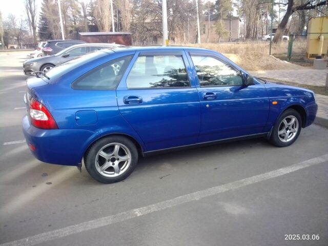 Синій ВАЗ 2172 Priora, об'ємом двигуна 1.6 л та пробігом 80 тис. км за 3700 $, фото 2 на Automoto.ua