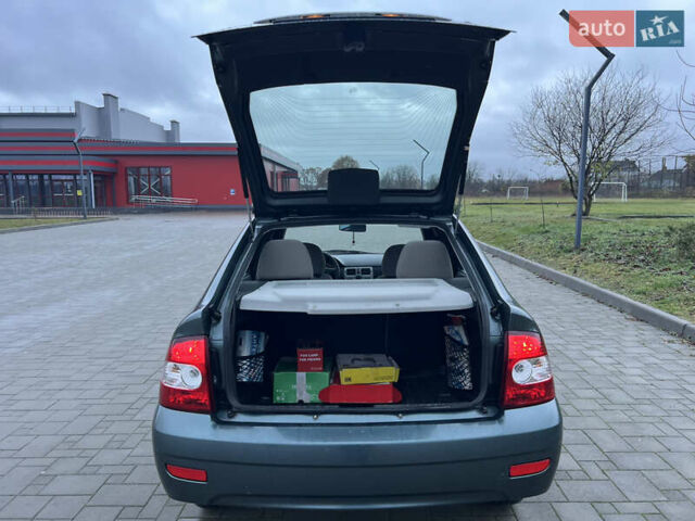 Зеленый ВАЗ 2172 Priora, объемом двигателя 1.6 л и пробегом 148 тыс. км за 3300 $, фото 43 на Automoto.ua